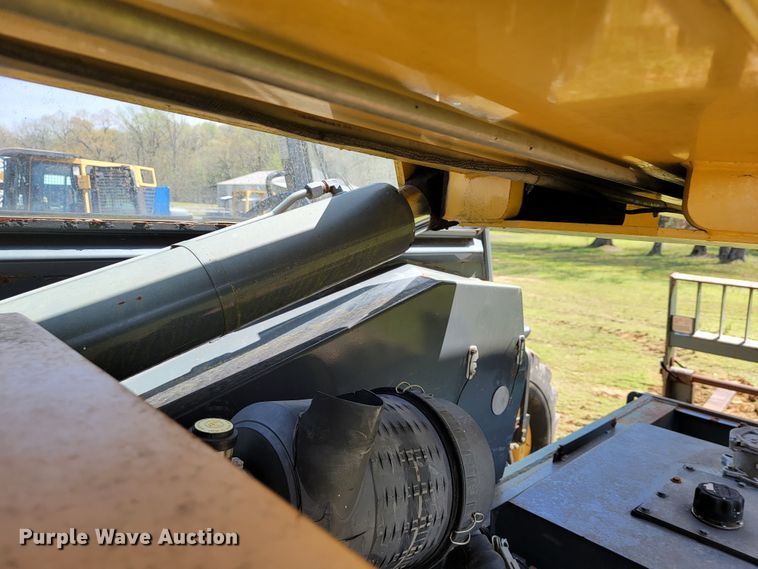 image for item JL9634 2005 Gehl RS6-42 telehandler