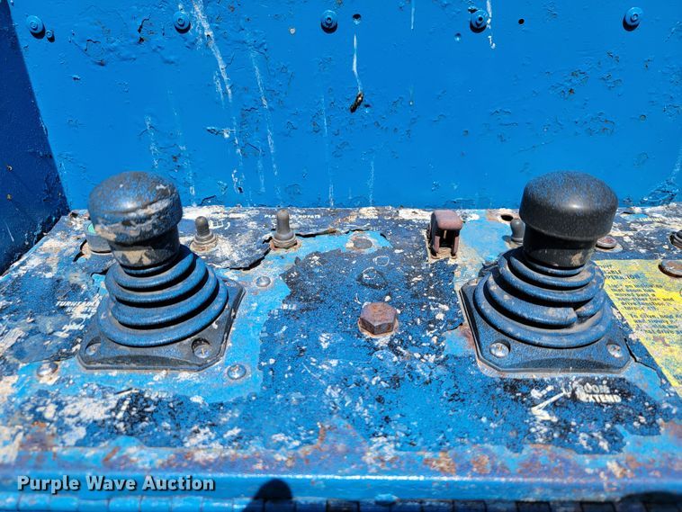 image for item JL9635 2000 Genie S60 boom lift