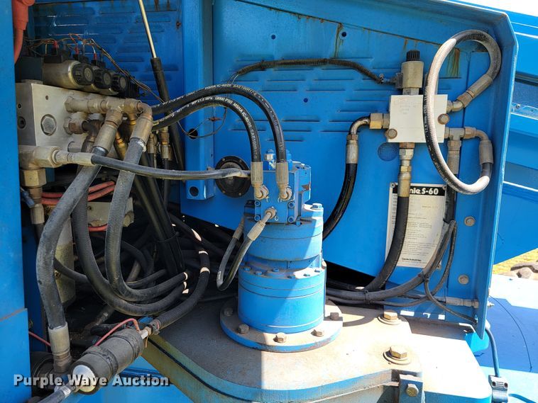 image for item JL9635 2000 Genie S60 boom lift