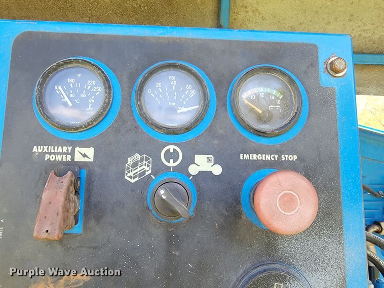 image for item JL9635 2000 Genie S60 boom lift