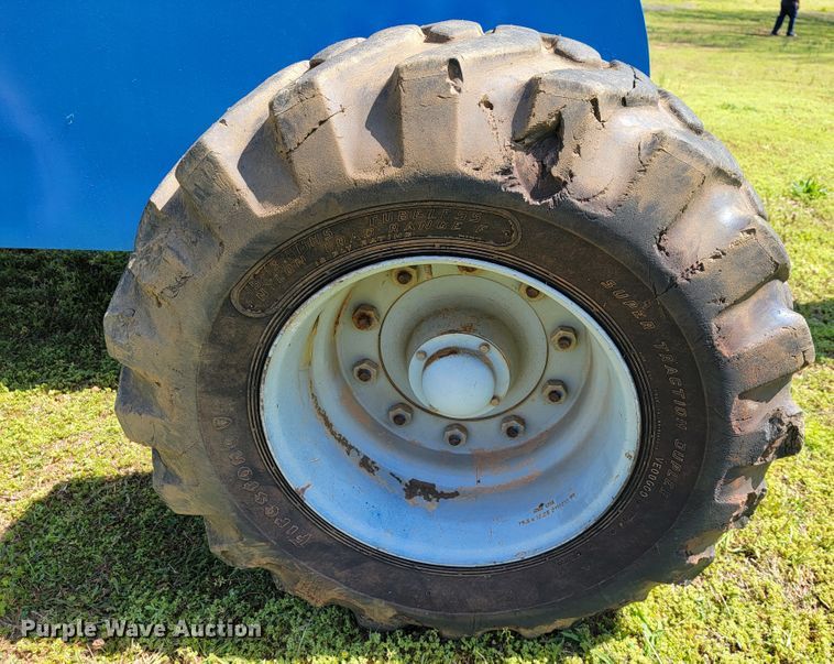 image for item JL9635 2000 Genie S60 boom lift