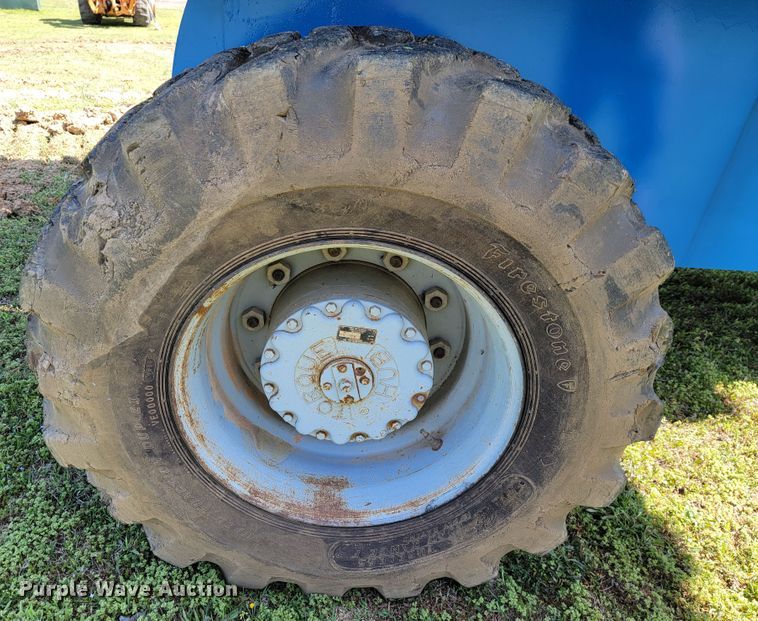 image for item JL9635 2000 Genie S60 boom lift