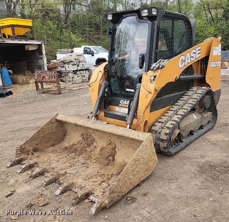 image for item JM9134 2018 Case TR270  tracked skid steer loader