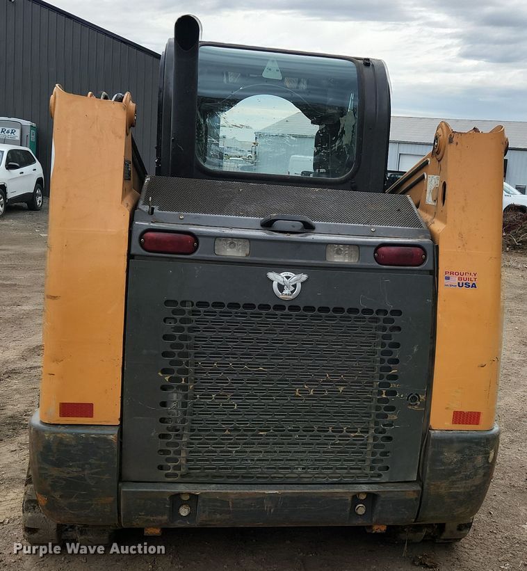 image for item JM9134 2018 Case TR270  tracked skid steer loader