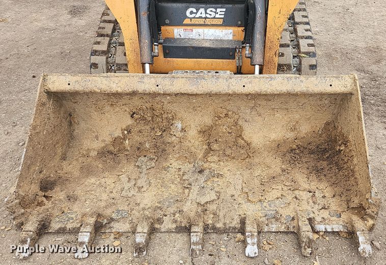 image for item JM9134 2018 Case TR270  tracked skid steer loader