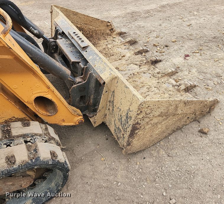 image for item JM9134 2018 Case TR270  tracked skid steer loader