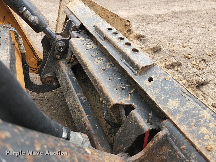 image for item JM9134 2018 Case TR270  tracked skid steer loader