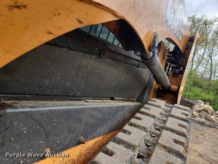 image for item JM9134 2018 Case TR270  tracked skid steer loader