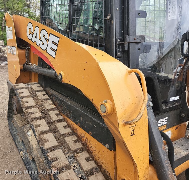 image for item JM9134 2018 Case TR270  tracked skid steer loader