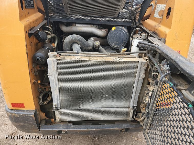 image for item JM9134 2018 Case TR270  tracked skid steer loader