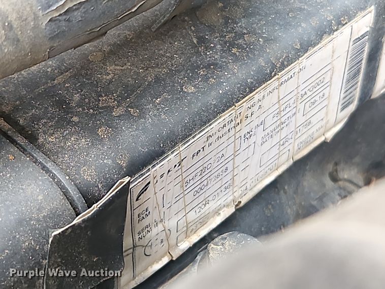 image for item JM9134 2018 Case TR270  tracked skid steer loader