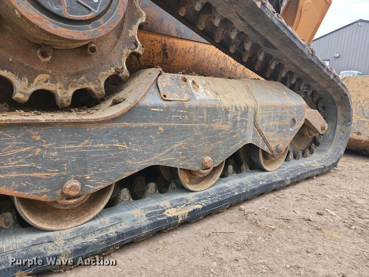 image for item JM9134 2018 Case TR270  tracked skid steer loader