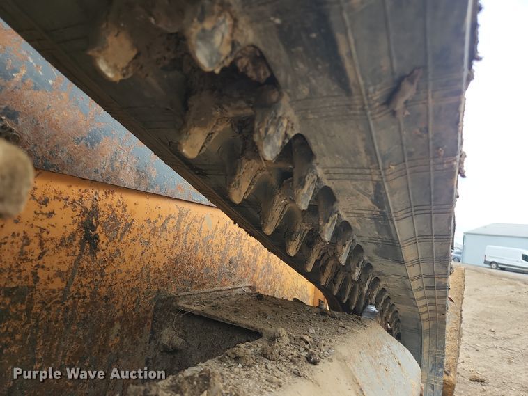 image for item JM9134 2018 Case TR270  tracked skid steer loader