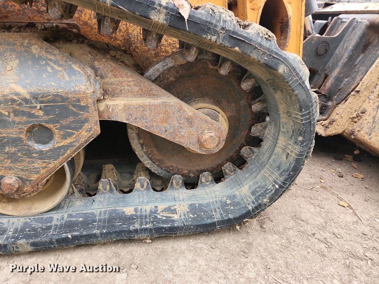 image for item JM9134 2018 Case TR270  tracked skid steer loader