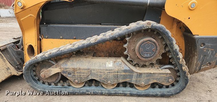 image for item JM9134 2018 Case TR270  tracked skid steer loader