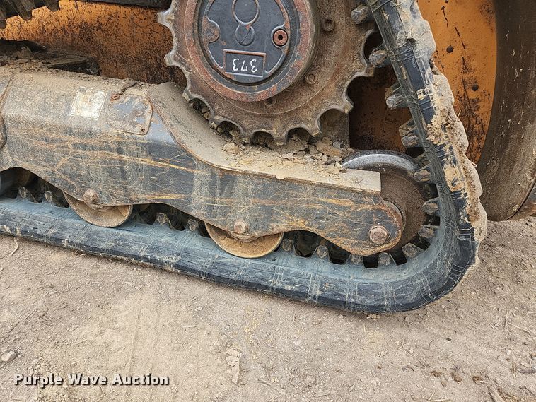 image for item JM9134 2018 Case TR270  tracked skid steer loader