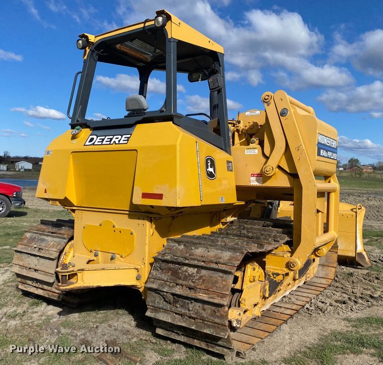 image for item JN9265 2013 John Deere 700K  pipelayer