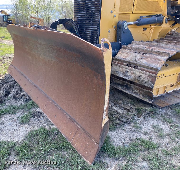 image for item JN9265 2013 John Deere 700K  pipelayer