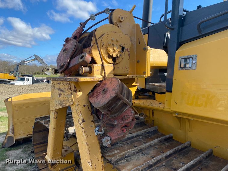 image for item JN9265 2013 John Deere 700K  pipelayer