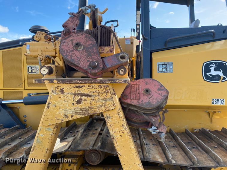 image for item JN9265 2013 John Deere 700K  pipelayer