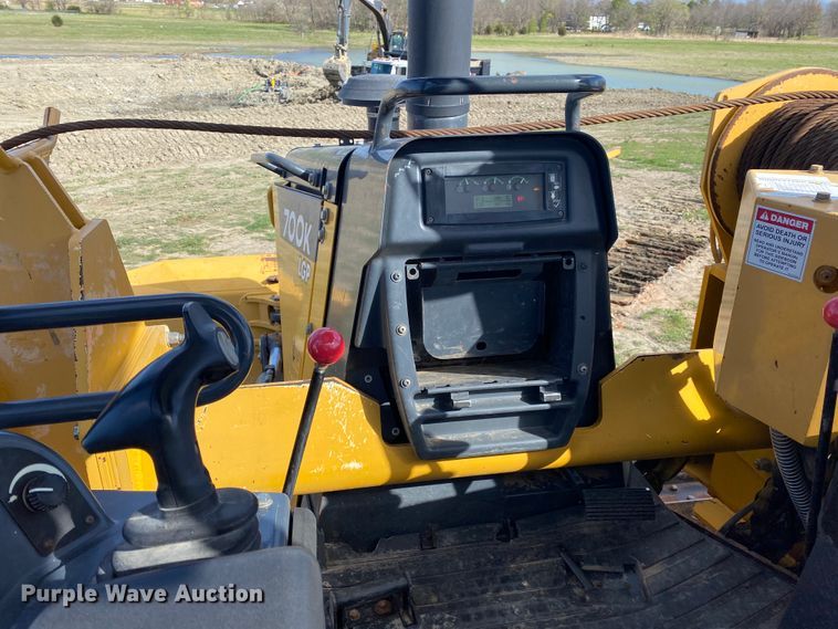 image for item JN9265 2013 John Deere 700K  pipelayer