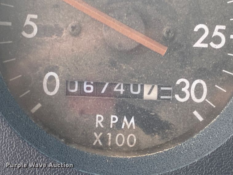 image for item JN9285 1998 Freightliner FL112  crane truck