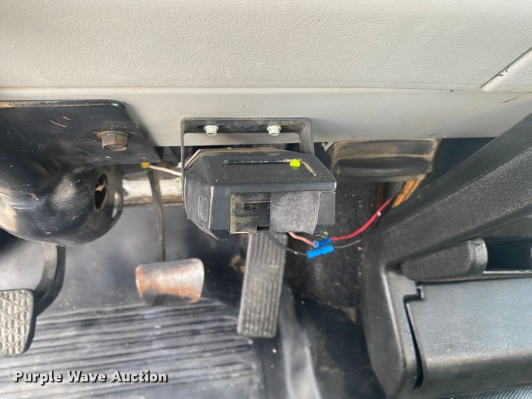 image for item JN9285 1998 Freightliner FL112  crane truck