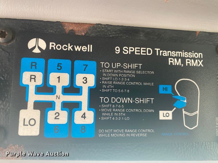 image for item JN9285 1998 Freightliner FL112  crane truck