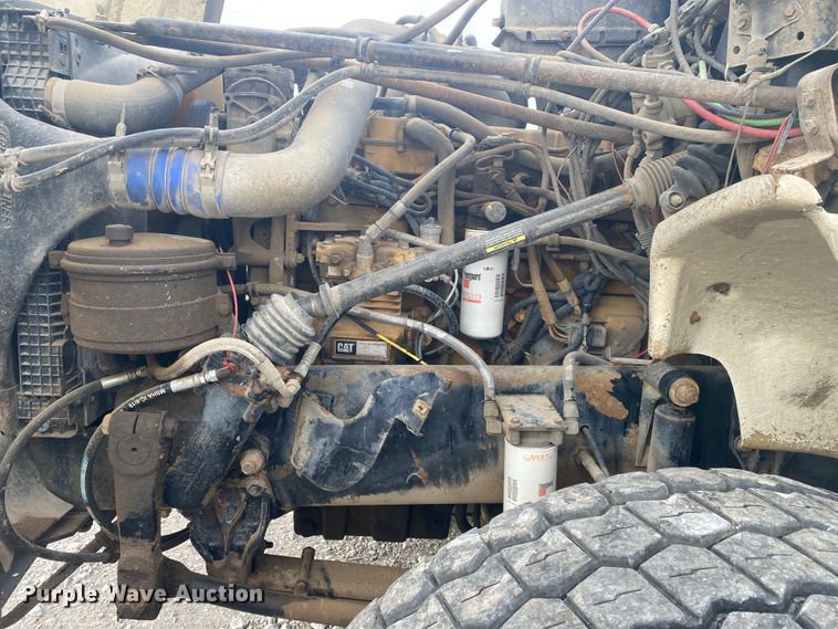 image for item JN9285 1998 Freightliner FL112  crane truck