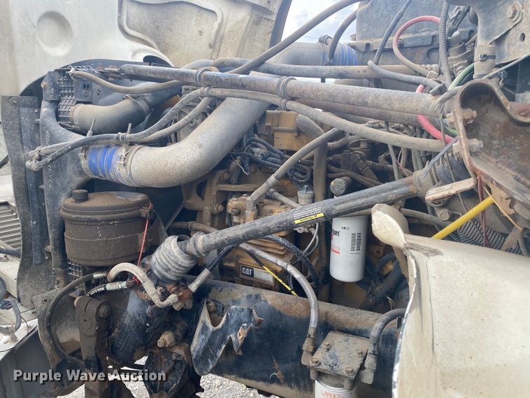 image for item JN9285 1998 Freightliner FL112  crane truck