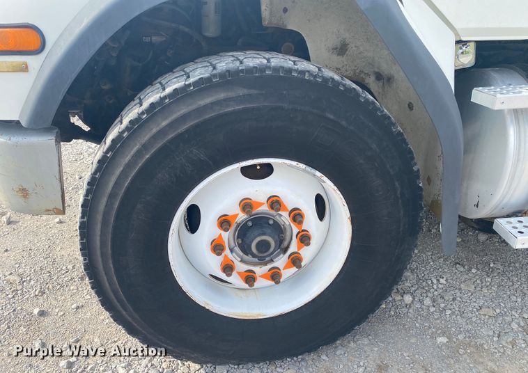 image for item JN9285 1998 Freightliner FL112  crane truck