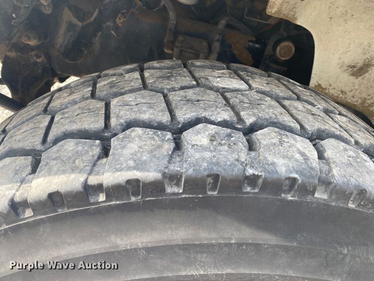 image for item JN9285 1998 Freightliner FL112  crane truck