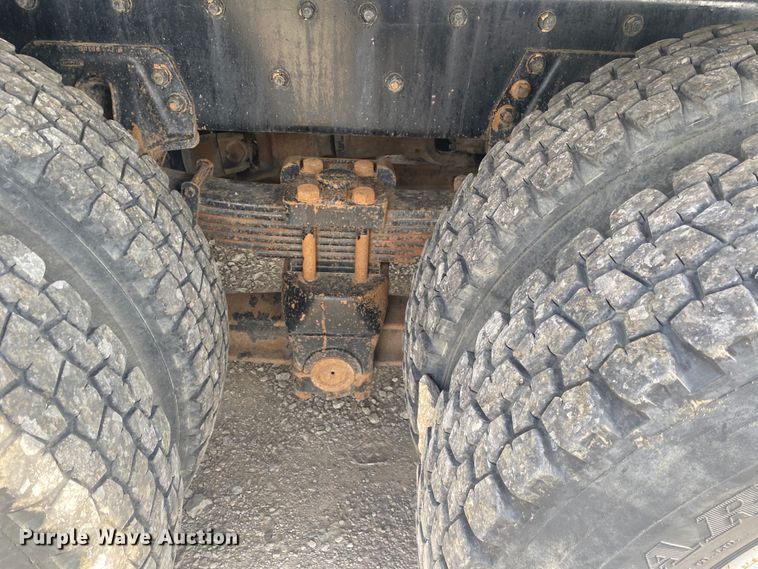 image for item JN9285 1998 Freightliner FL112  crane truck