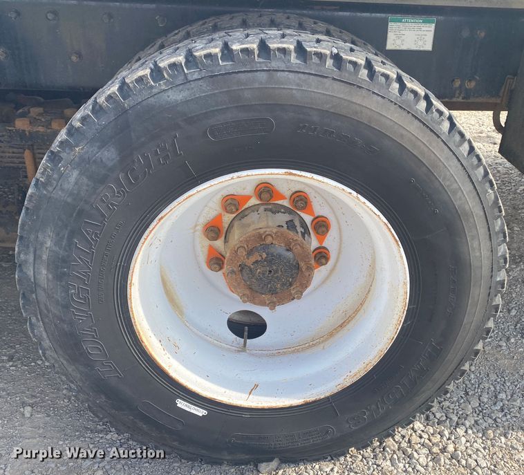 image for item JN9285 1998 Freightliner FL112  crane truck