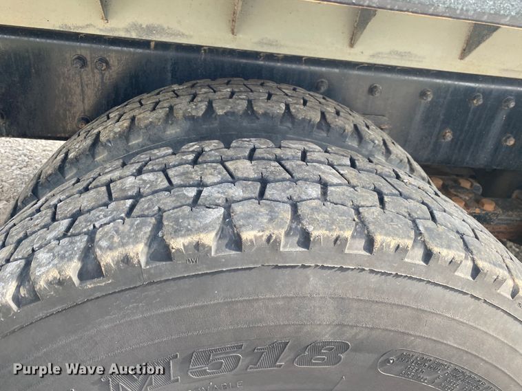 image for item JN9285 1998 Freightliner FL112  crane truck