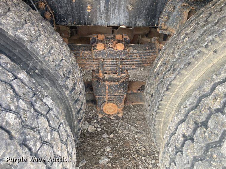 image for item JN9285 1998 Freightliner FL112  crane truck