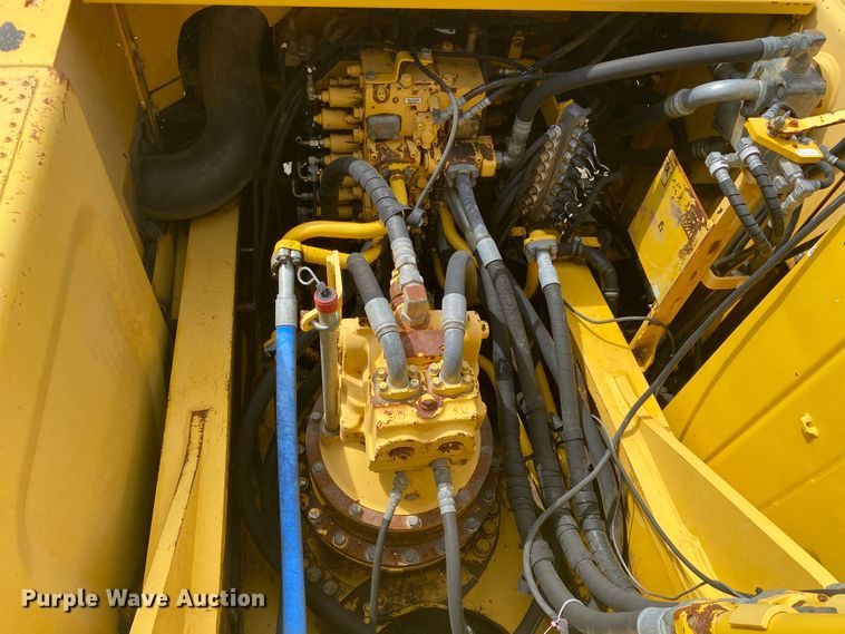 image for item JN9290 2012 Komatsu PC360LC-10  excavator