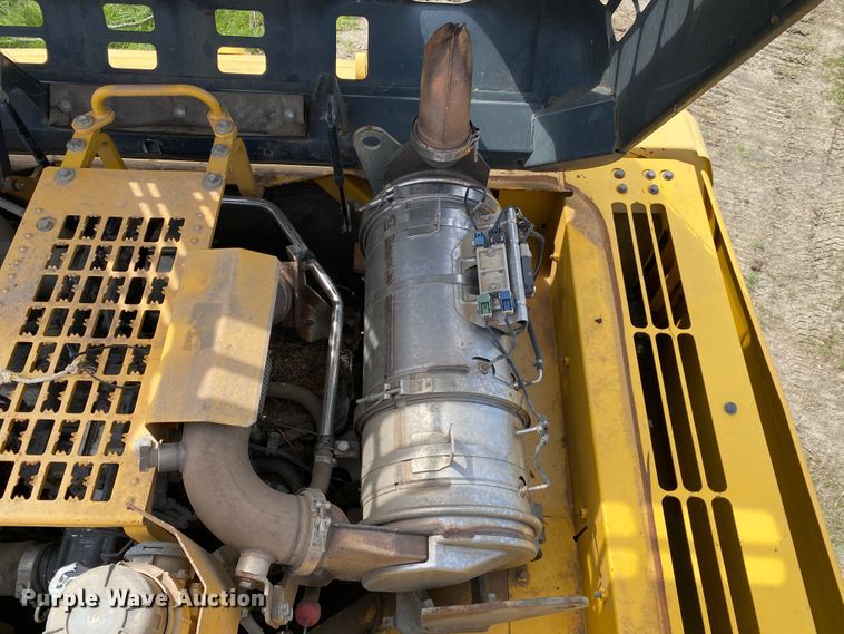 image for item JN9290 2012 Komatsu PC360LC-10  excavator