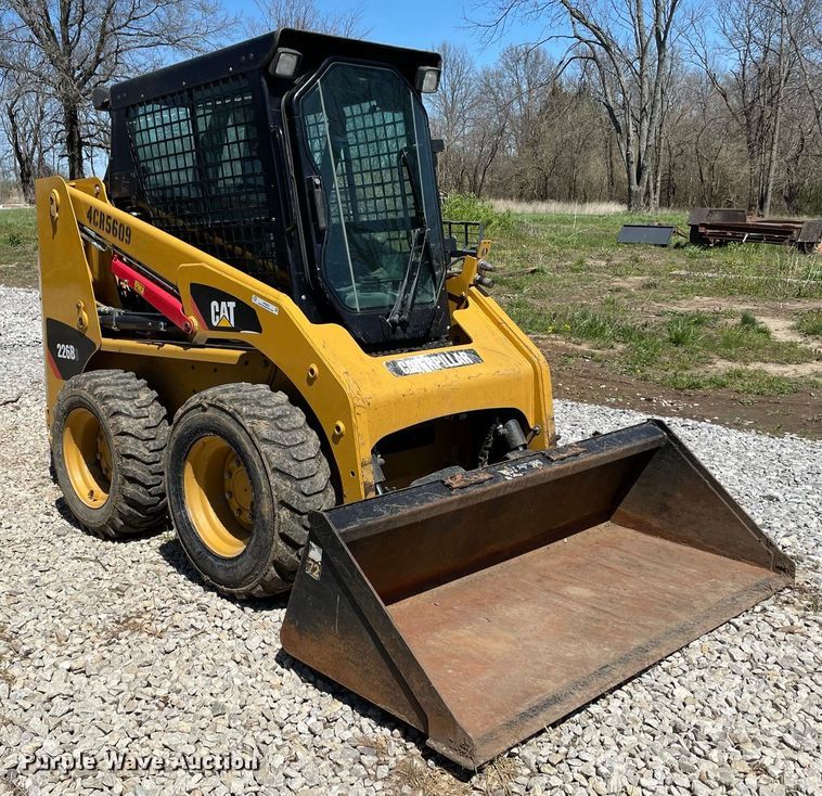 image for item JR9836 2014 Caterpillar 226B3  skid steer loader