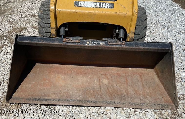 image for item JR9836 2014 Caterpillar 226B3  skid steer loader