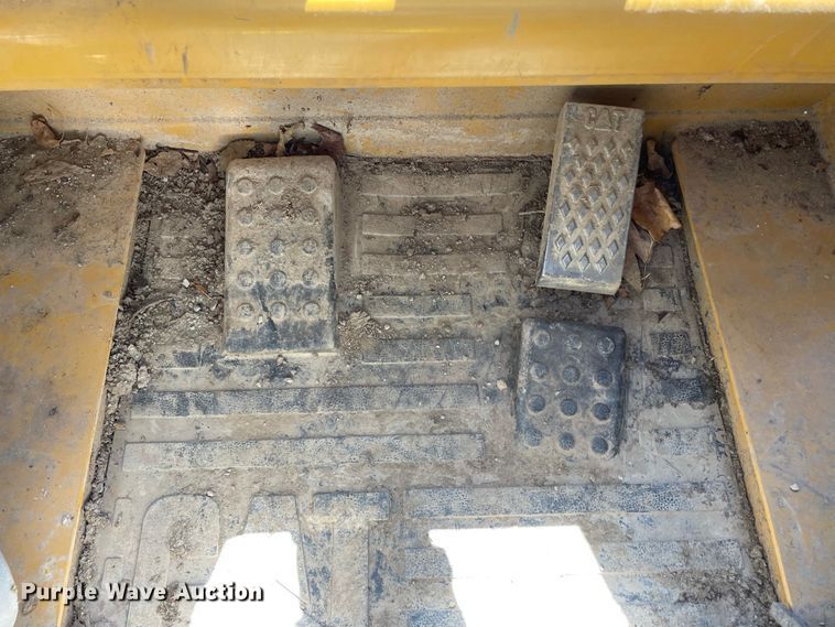 image for item JR9836 2014 Caterpillar 226B3  skid steer loader