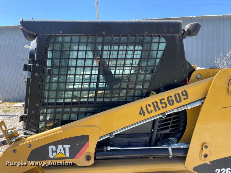 image for item JR9836 2014 Caterpillar 226B3  skid steer loader