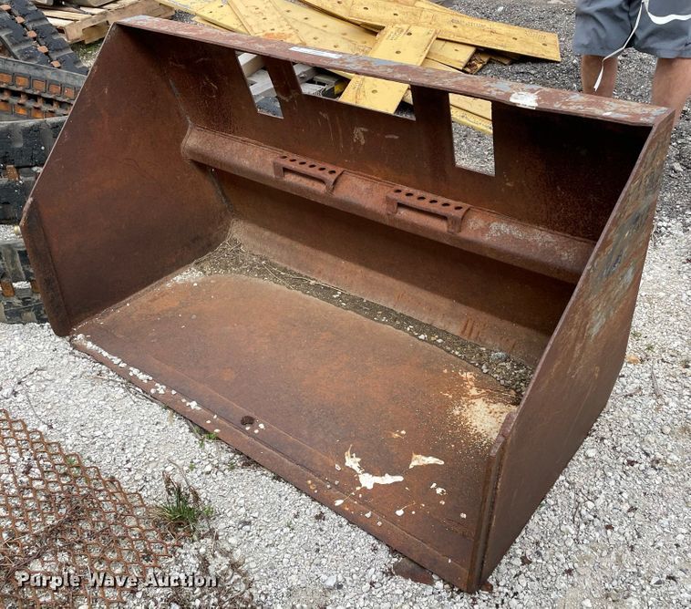 image for item JR9838 60"W skid steer bucket