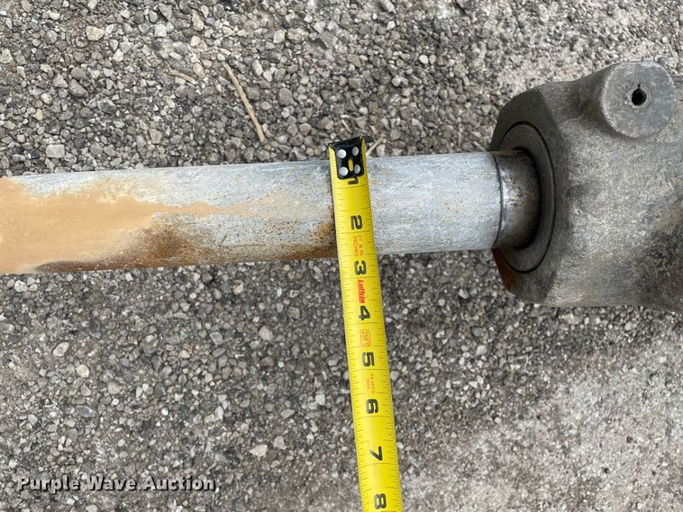 image for item JR9843 Husky HH500  skid steer breaker