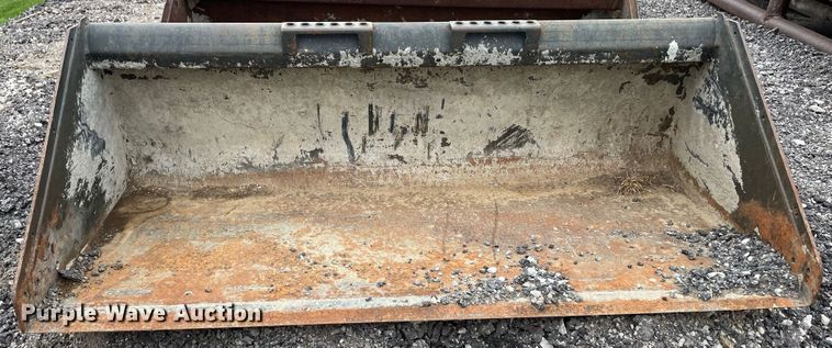 image for item JR9844 Bobcat  68"W skid steer bucket