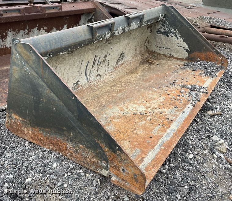 image for item JR9844 Bobcat  68"W skid steer bucket