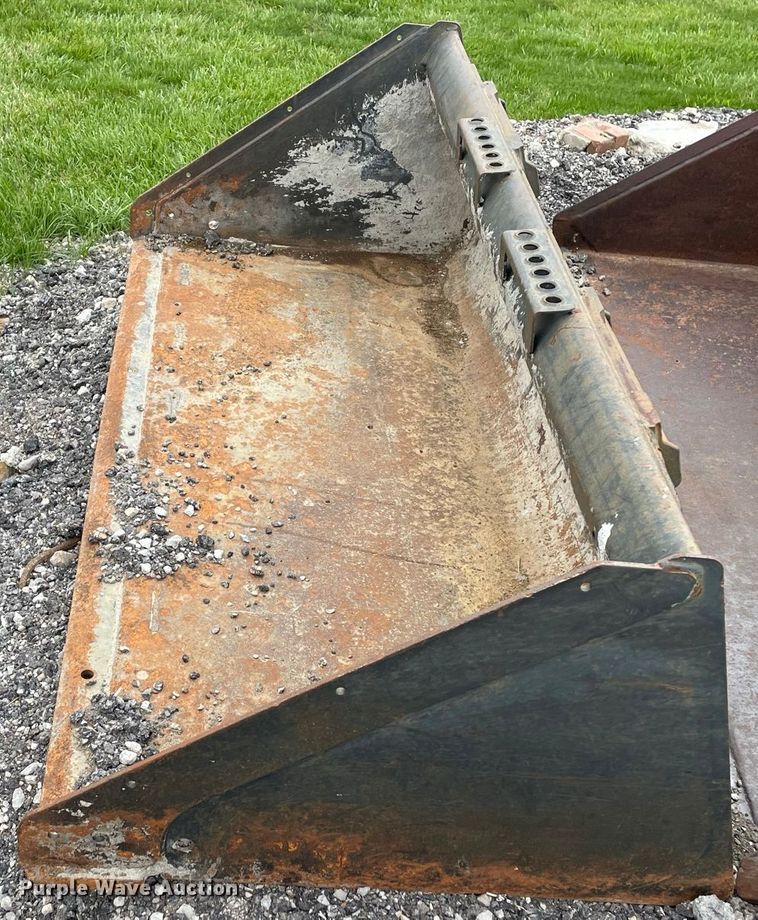 image for item JR9844 Bobcat  68"W skid steer bucket