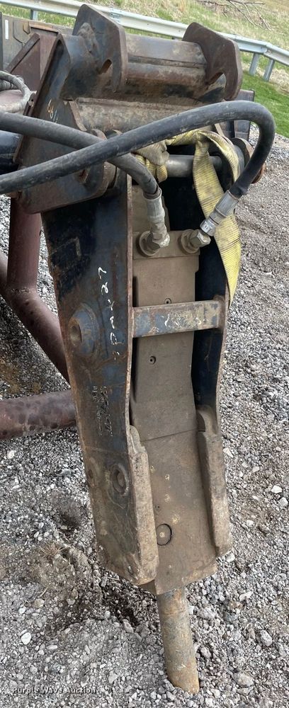 image for item JR9846 Bobcat  breaker