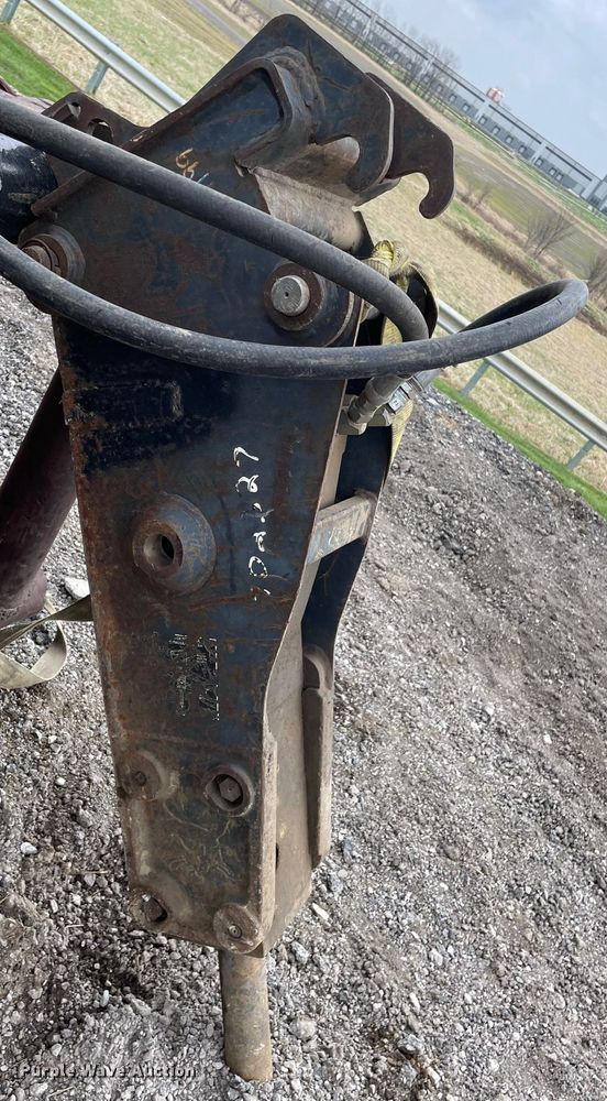 image for item JR9846 Bobcat  breaker