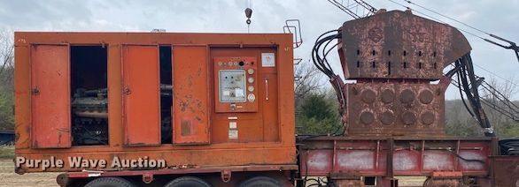 image for item JS9610 1983 MKT V30 vibratory hammer